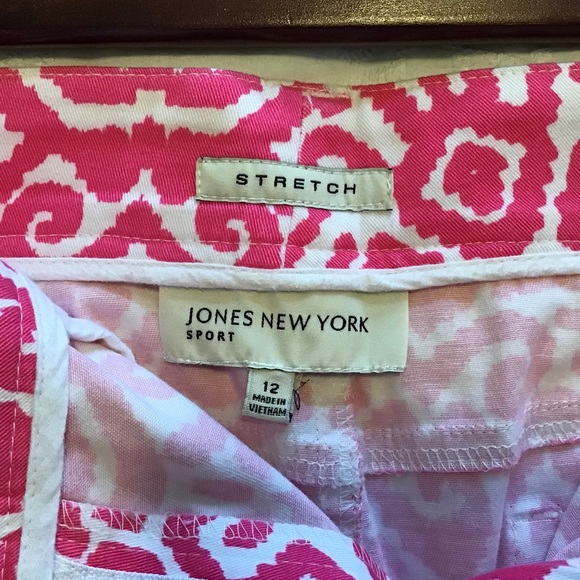 Jones New York Summer Skirt. -1 - Picture 4 of 6